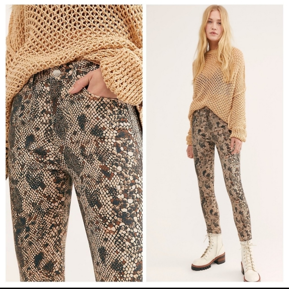 FREE PEOPLE Two Faced Snakeskin Jeggings